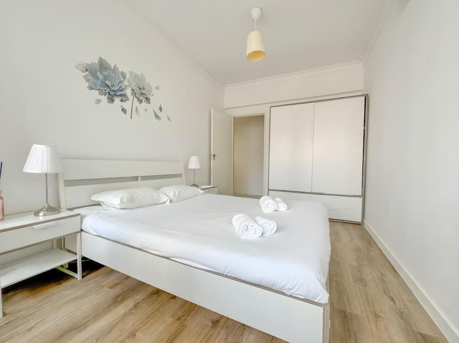 Pascoal De Melo Flat By Homeful Homes Appartement